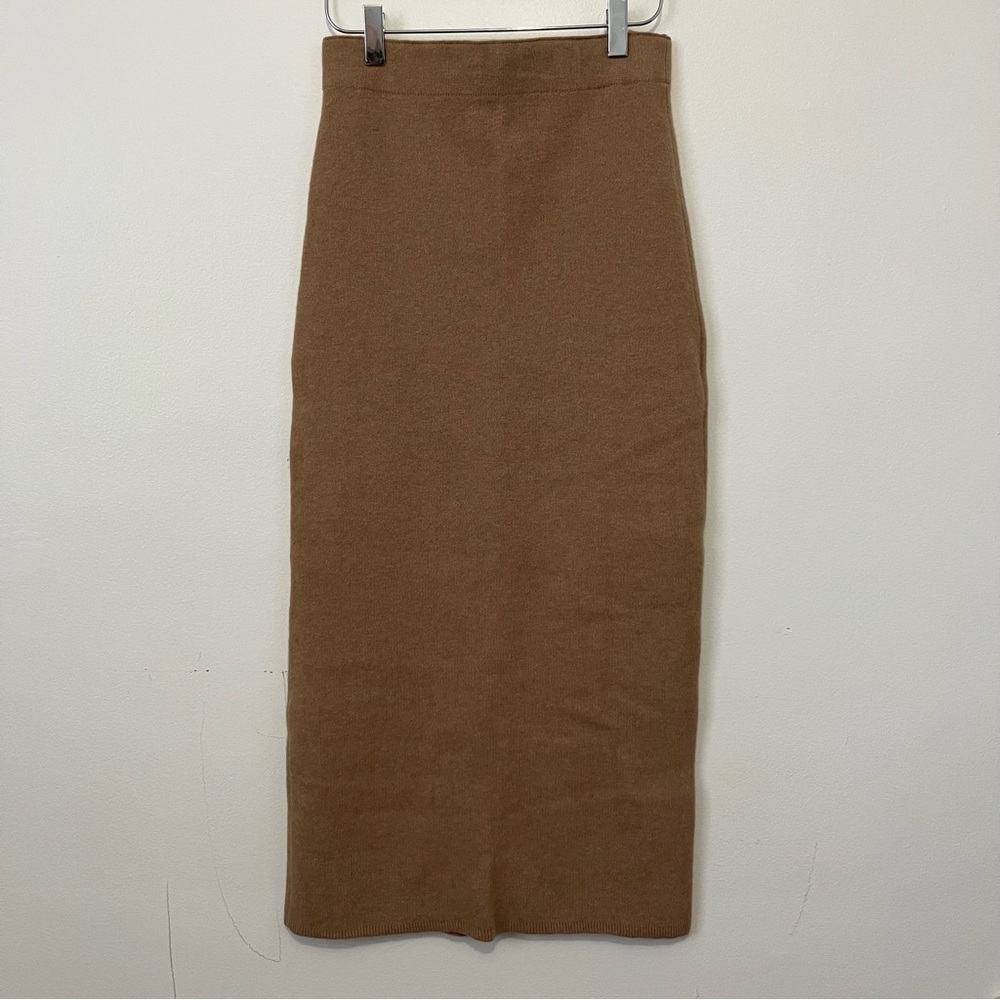 Aritzia Babaton Classic Tan Pencil Johan Skirt